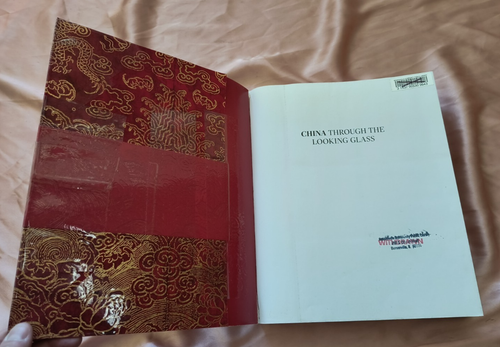 China Through The Looking Glass Fashion Film Art SC 2015 1st Printing Ex-Library - Picture 2 of 11