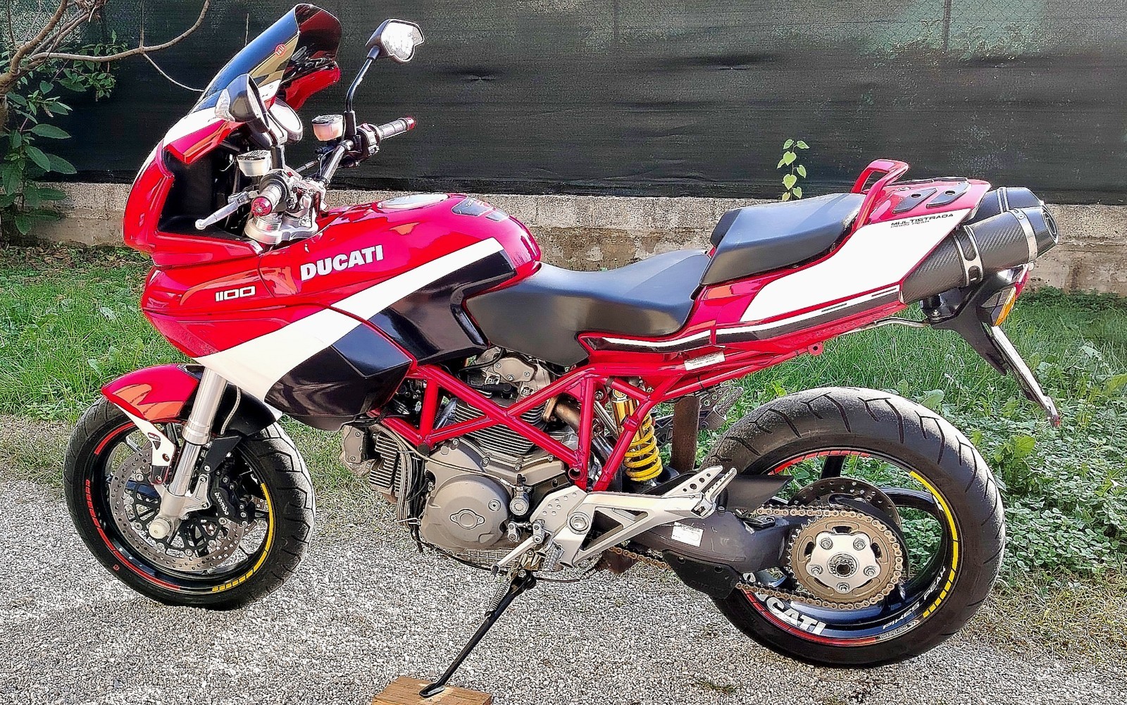Multistrada 1100 anno 2010 foto 3