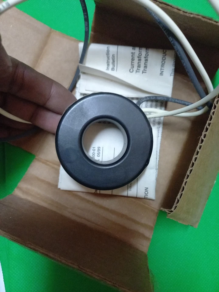 Square D 2NR101 ; 2NR 101 ; 2NR-101 Current Transformer Rating: 100:5 DubaiReady - Image 4 of 4