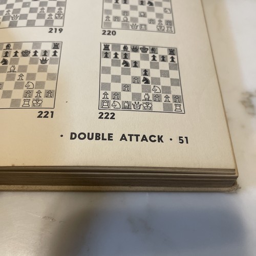 1001 Brilliant Chess Sacrifices and Combinations Hardcover Book Reinfeld 1st Ed? - Picture 15 of 21