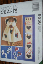 McCALL'S 9556 CHRISTMAS ANGEL CARD HOLDER  ORNAMENTS DOOR HANGING PATTERN-UNCUT