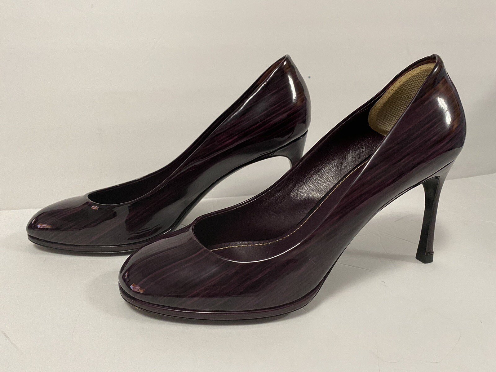 YSL Yves Saint Laurent decolte in pelle verniciata tacco viola 37 6 5 7 $795