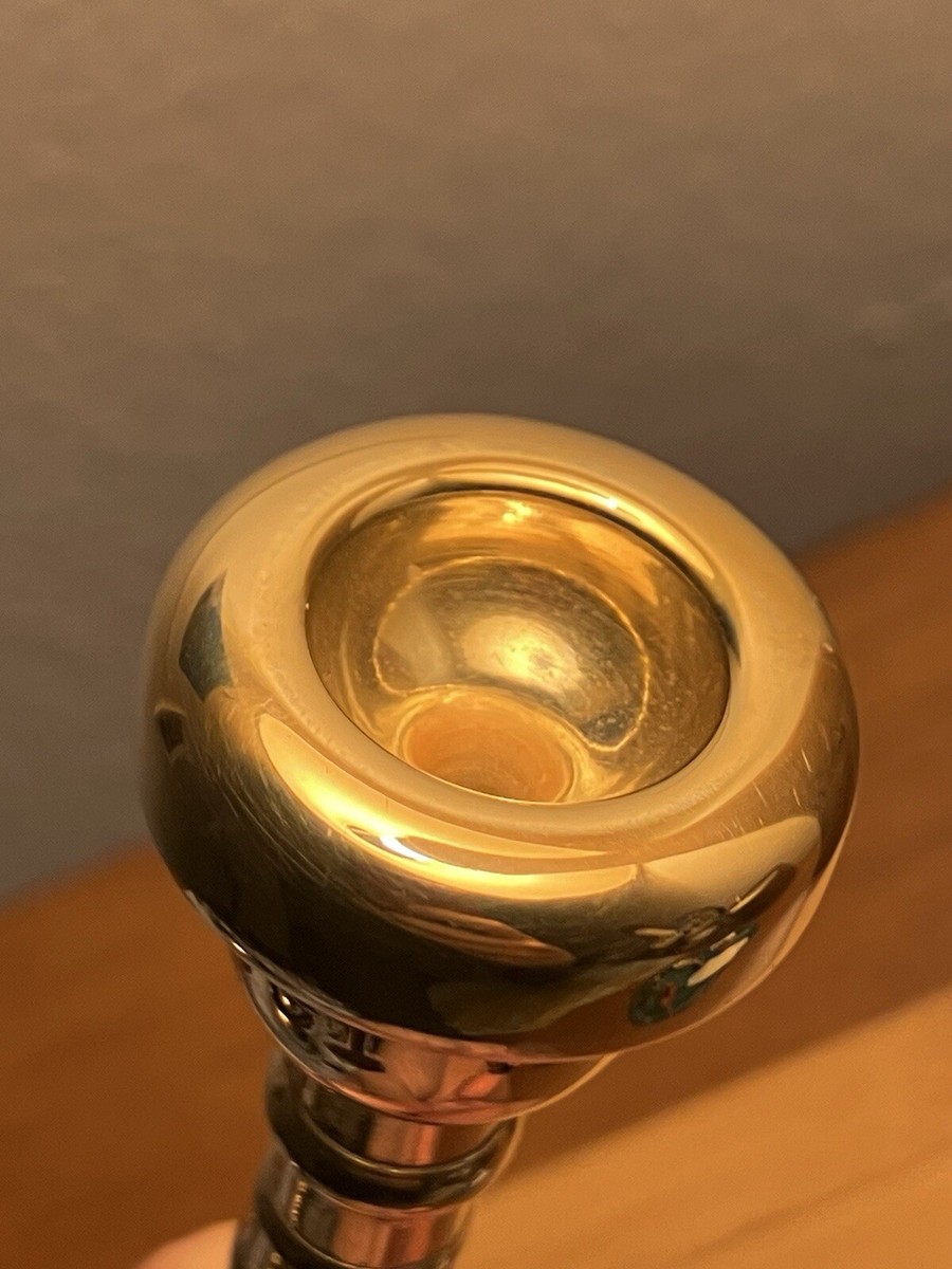 Vincent Bach Corp. New York 17C1 Trumpet Mouthpiece (27 Bore Vincent Bach Corp. New York 17C1 Trumpet Mouthpiece (27 Bore