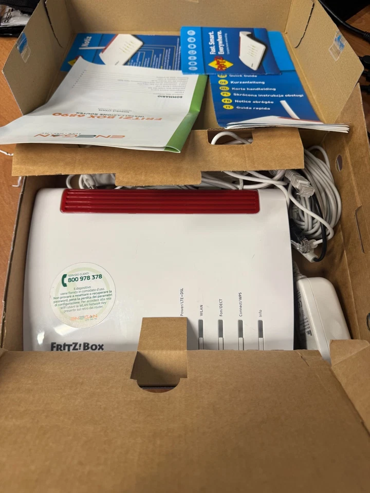 AVM FRITZ!Box 6890 LTE Edition 4 Porte Gigabit LAN 17533 Mbps Wi-Fi Modem... - Immagine 4 di 4