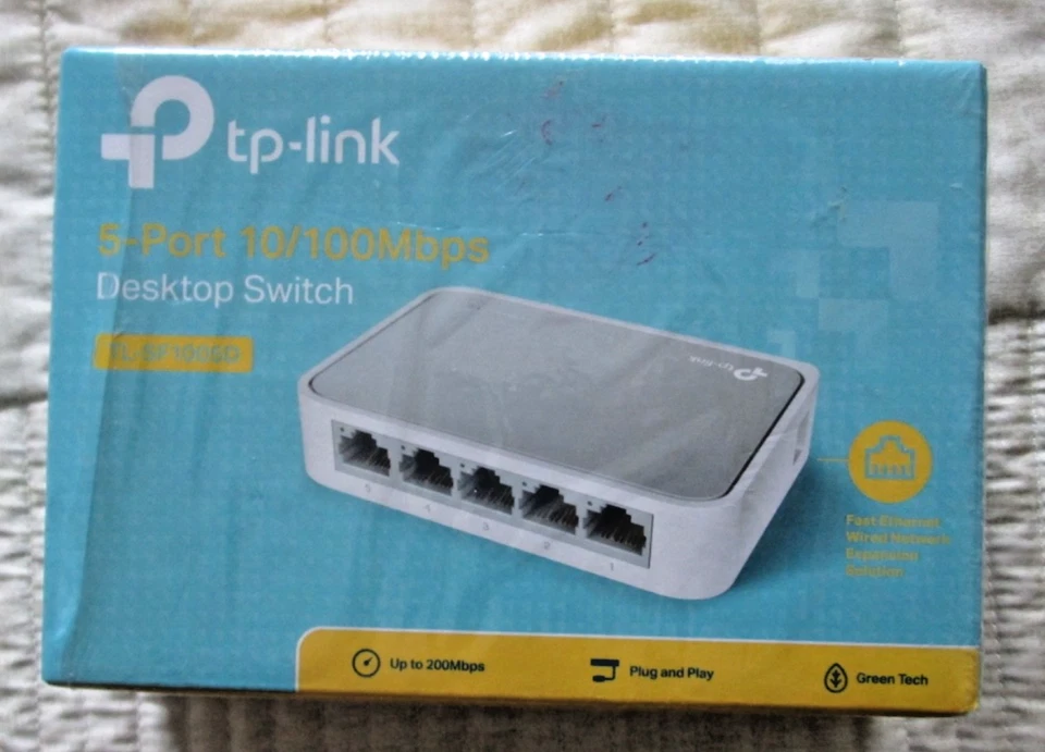 TP-Link TL-SF1005D Desktop Switch 5-Port 10/100Mbps Fast Ethernet - New In Box - Image 3 of 3