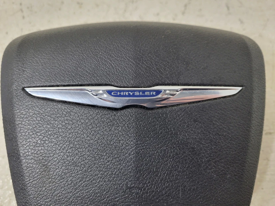 Airbag volante Chrysler 200 2011-2014 OEM LKQ Foto 2 de 4