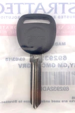 NEW OEM GM STRATTEC 23223179 692932 GMC LOGO TRANSPONDER CHIP KEY
