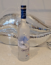 Empty Collectable 700ml Imported Grey Goose Vodka Bottle with Stopper VGC