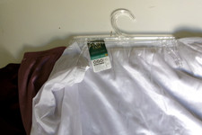 Three Vanity Fair Ravissant Brief 10 Berry rose Burgandy and White Style 15711