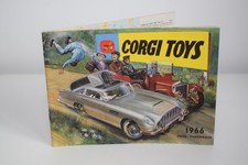 B93 KATALOGMAPPE PROSPEKT CORGI TOYS 1966 EXC. ZUSTAND.
