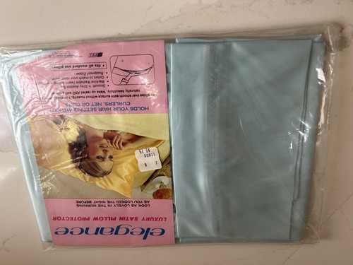 VINTAGE HOLLYWOOD REGENCY LIGHT BLUE SATIN KING BED SKIRT & PILLOW CASES - Picture 7 of 10