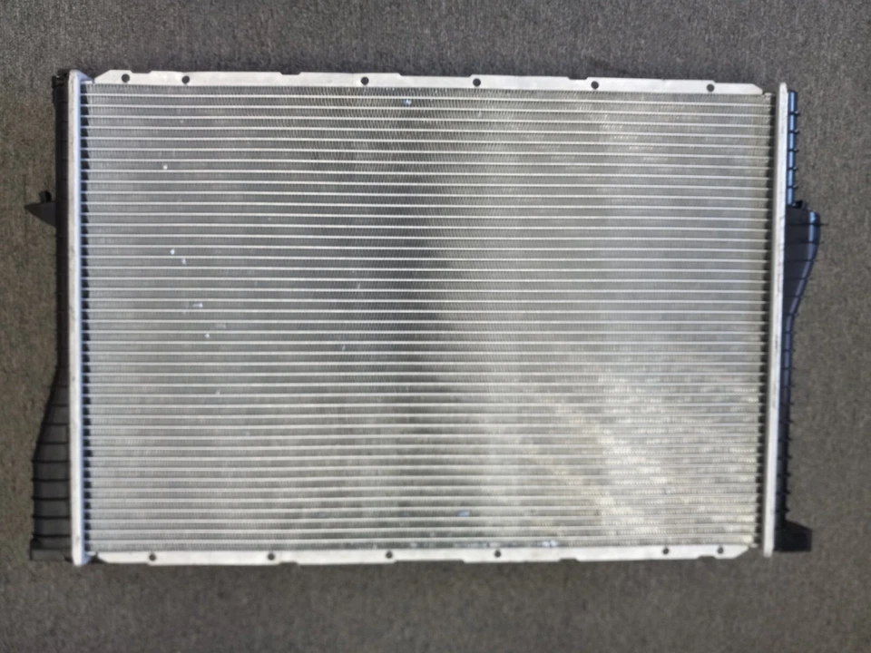CSF 散热器 01-03 宝马 525i/99-00 528i/01-03 530i/99-03 540i 1 ROW/PA 2919 — 第 3/4 张图片