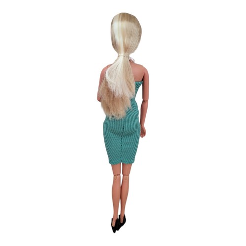 Steffi Doll Movable Joints Articulated Green Dress & Necklace - Picture 4 of 4