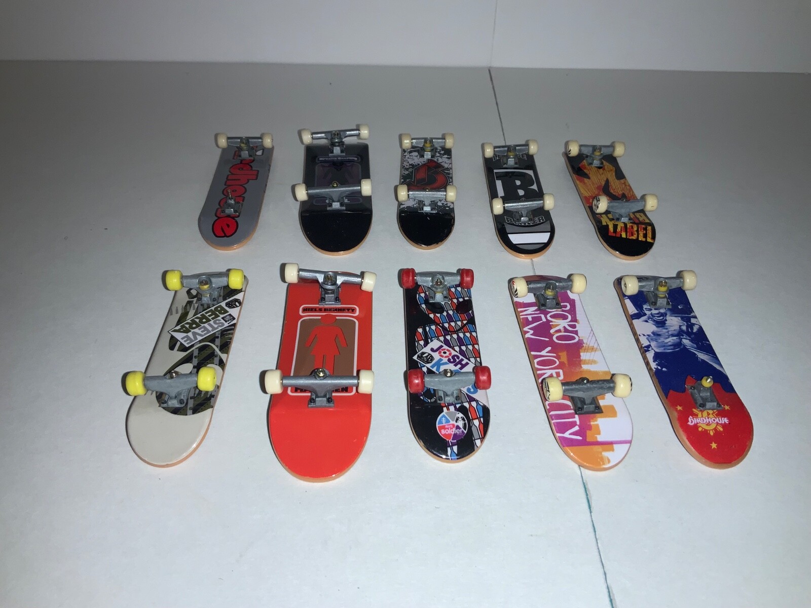 Tech Deck Lot of 10 Vintage Mini Skateboards- Hobby/ Collectors/ Toys
