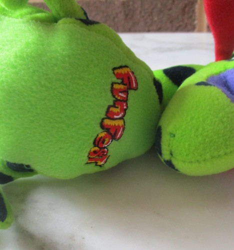 Peluche Dragón 10" Largo - Colores Brillantes - Mundo Infantil/Steven Smith - Funfest - Imagen 5 de 6