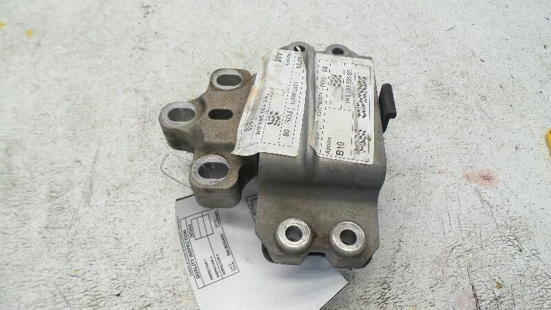09 10 11 12 13 VOLKSWAGEN EOS LEFT SIDE TRANSMISSION MOUNT PART
