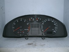 Audi A4 B5 1.8 Quattro Limousine Tacho Kombiinstrument 8D0919860G 110008870002