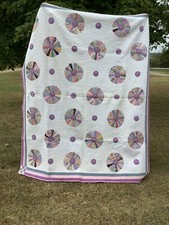 Outstanding 1950s Appliqu d Dresden Plate Quilt 72  X 82  Hand Stitched Appliqu 