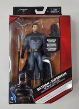 DC Comics Multiverse - Batman  Unmasked Variant  - 6  - Grapnel Blaster BAF