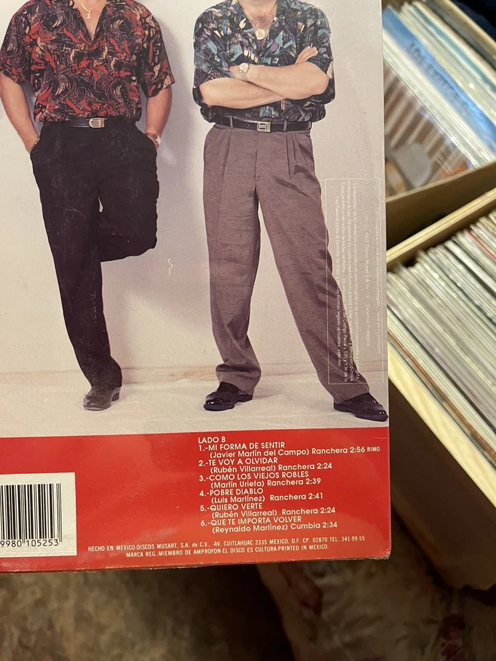 LOS LEONES DEL NORTE - LAS BOTAS ROTAS LP / DLV NUEVO Y SELLADO - Imagem 4 de 4