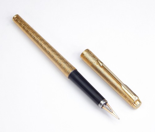PARKER 180 FRANCE GOLD PLATED WITH X MEDIUM NIB 14K