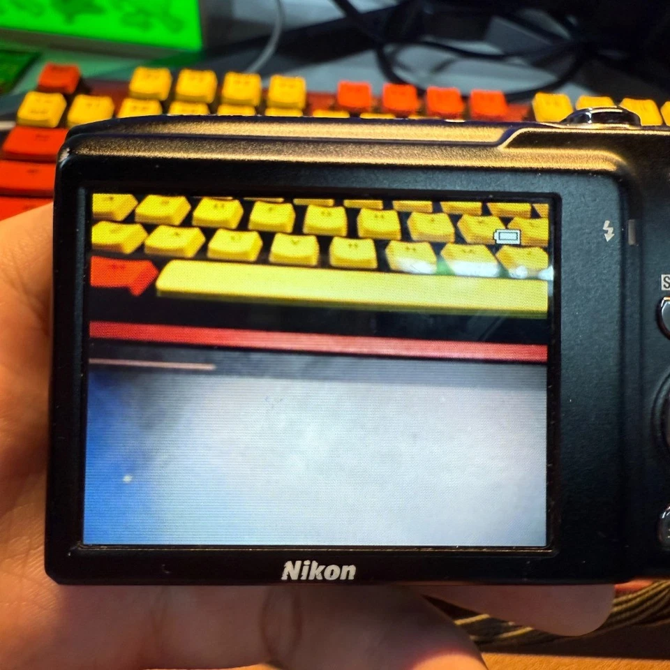 Nikon COOLPIX S3100 Digital Camera 14.0MP 5x Optical Zoom English Language Black - Image 3 of 4