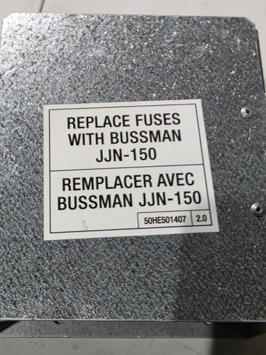 Cooper Bussmann T30200-3C 3 Pole Fuse Block 200 A 300 V T302003C W/fuses - Picture 5 of 6