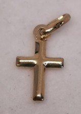 Unoaerre 9ct Gold Cross Pendant 375 Italy Premium Yellow Gold Jewellery
