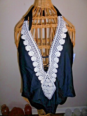 LADIES SWINWEAR - D