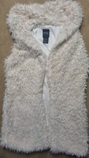 Womens Creamy Fur Gilet Size S/m