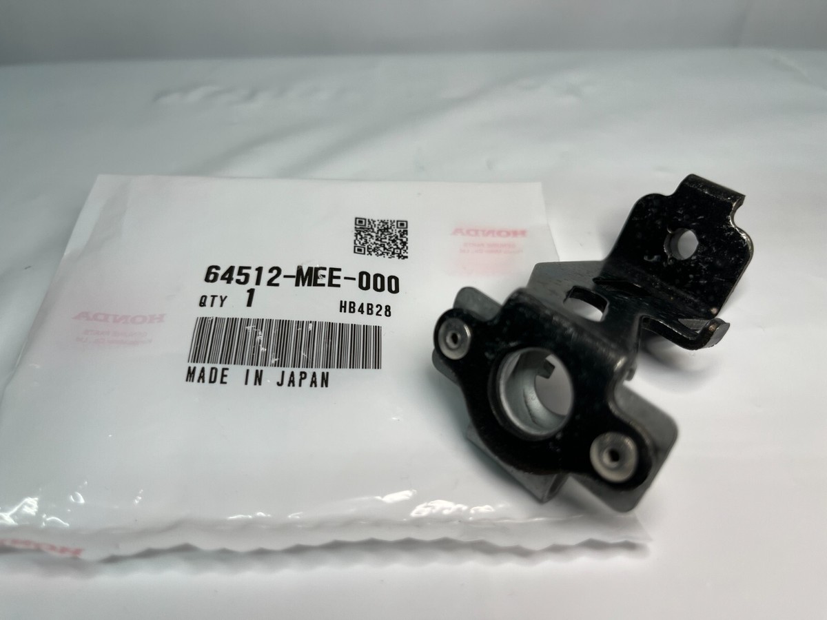 Honda 2003-2006 CB Right Middle Cowl Stay New 64512-MEE-000 | eBay