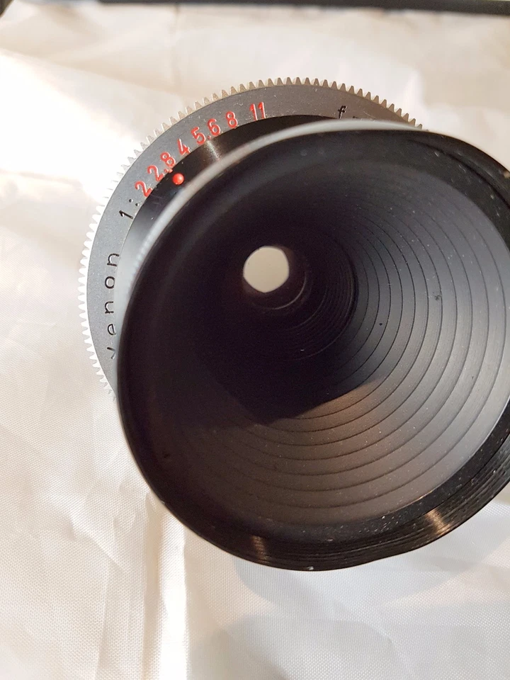 Schneider-Kreuznach TV-Xenon 28mm f2 Lens.  - Image 3 of 4