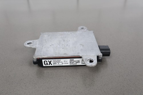 16-19 Lexus GX460 Blind Spot Monitor Control Module (88162-60031) OEM - Picture 5 of 18