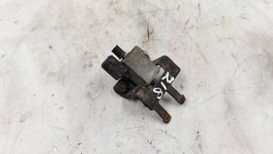 BMW 3 E36 1994 Benzin 85kW Turbolader Druckwandler Magnetventil 721911133