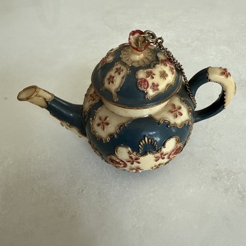 Mini Old Worcester English Teapot by JNS Hand Painted Floral Blue Cream Gold - Picture 3 of 7