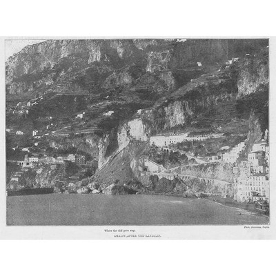 ITALIEN Szene nach dem Erdrutsch bei Amalfi - antiker Druck 1900