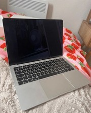 Apple MacBook Air 13-inch
