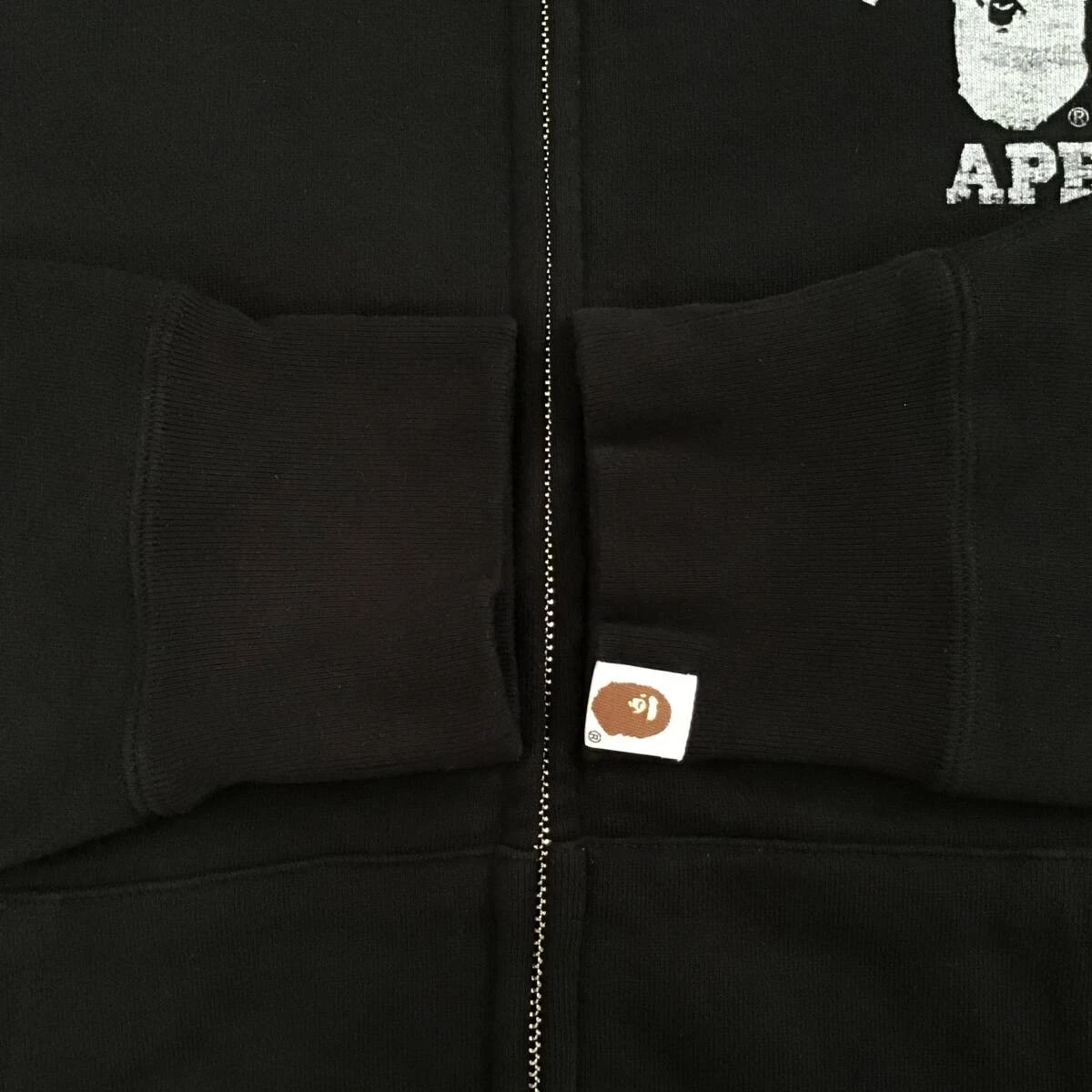 A BATHING APE (BAPE) Felpa con cappuccio e zip intera BIG College Logo taglia M nera una scimmia da bagno logo BAPE college