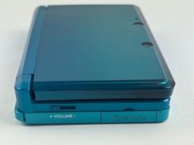 Nintendo 3DS Aqua Blue Handheld Console With Charger CTR-001