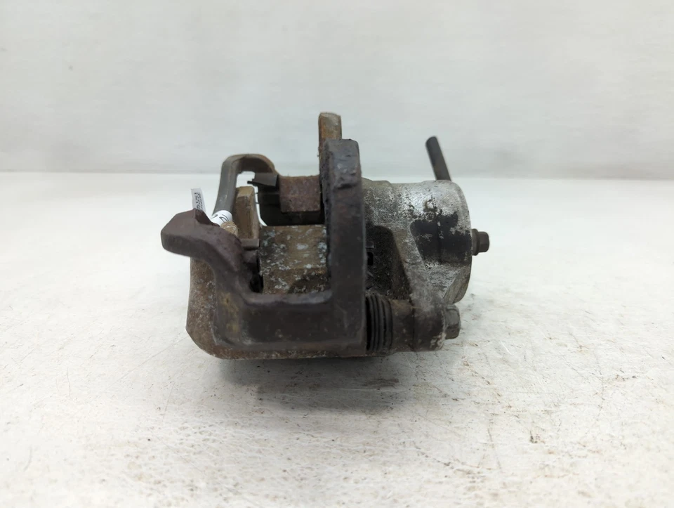Pinza de freno derecha para pasajero delantero Hyundai Veloster 2012-2016 AQ20K Foto 3 de 4