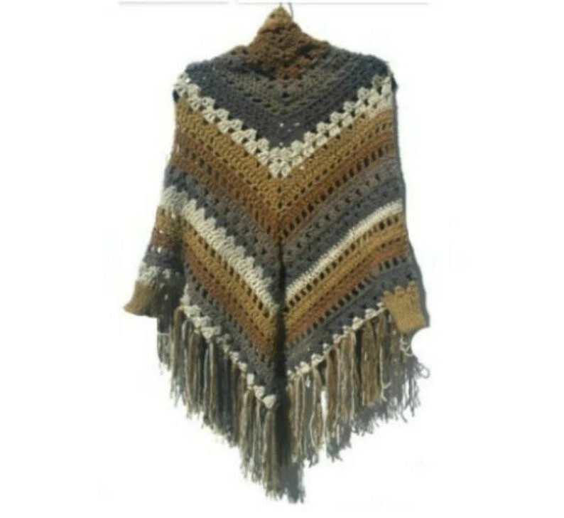 Cuffed Shawl Patita Crochet Open Poncho Printed Pattern  - Image 3 of 4