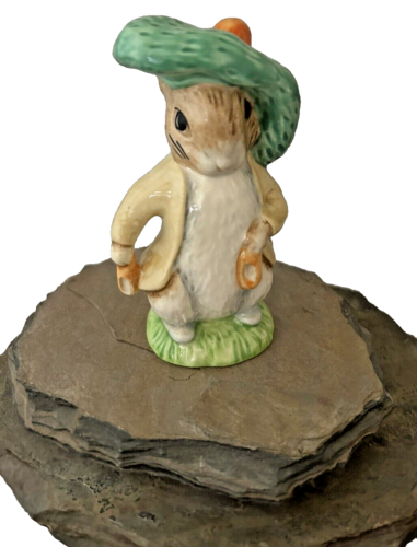 Beatrix Potter Benjamin Bunny Figurine Royal Albert 1989 England MISPRINT/Stamp - Picture 1 of 4