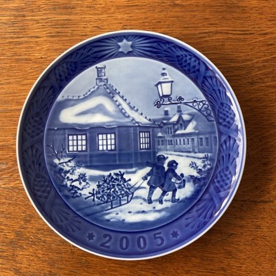 Royal Copenhagen Weihnachtsteller Hans Christian Andersen Haus 2005 + Zertifikat