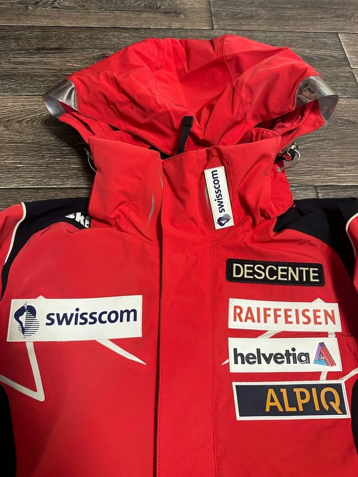 Descente Swiss Ski Team red audi Jacket Gorpcore Men size 42 (XS) - Image 2 of 4