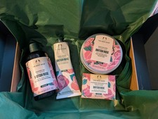 The Body Shop British Rose Delights Collection Bath & Body Gift Set