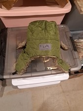 Great Condition SA fishing trapper hat Green with faux fur lining