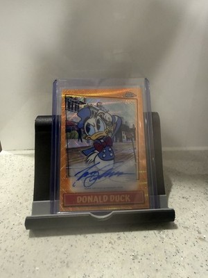2026 Topps Disney Neon Donald Duck Auto 1/25 Booked