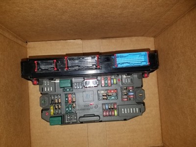 2007 TO 2013 BMW X5 E70 UNDER DASH INTERIOR CABIN RELAY JUNCTION FUSE BOX