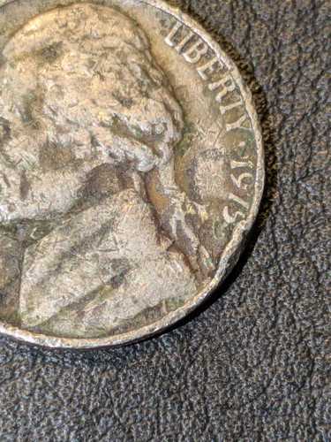 1975 5c Nickel Struck Through Grease - Picture 4 of 8