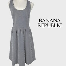 Banana Republic Navy White Striped Fit Flare Dress 6 Sleeveless Scoop Neck